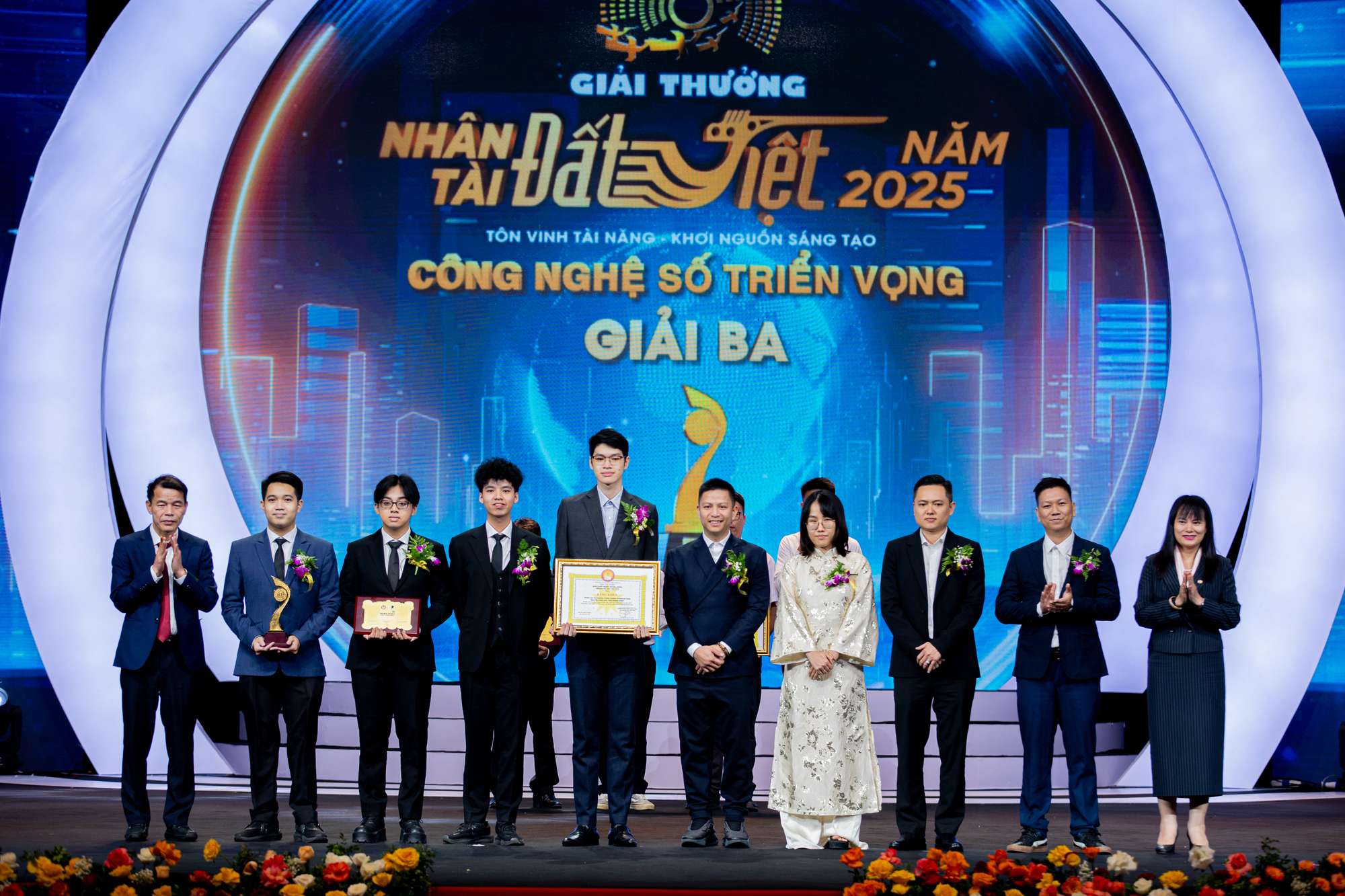 Hành trình của Chống Lừa Đảo tại Giải thưởng Nhân tài Đất Việt